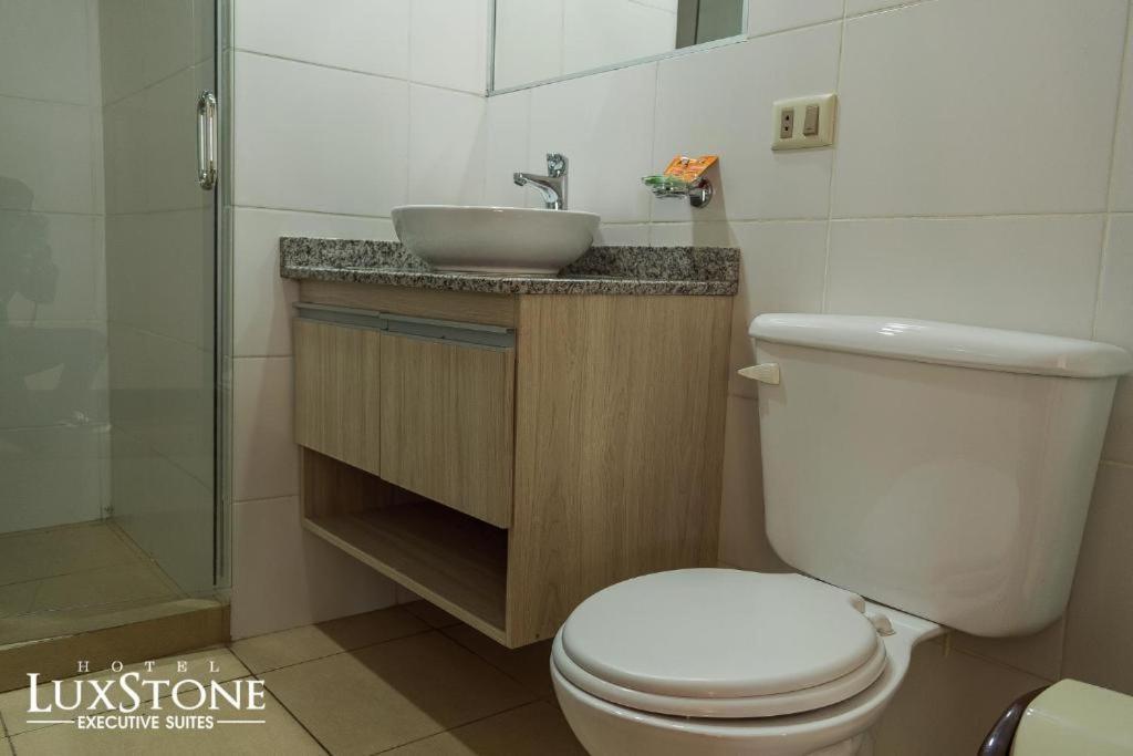 Luxstone Executive & Suites La Paz Eksteriør bilde